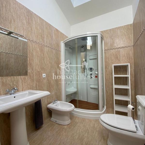 Foto 22af2c92-49ef-4bf1-b15e-37d26252e8c8. Chalet avec chauffage parking piscine dans Valdoviño