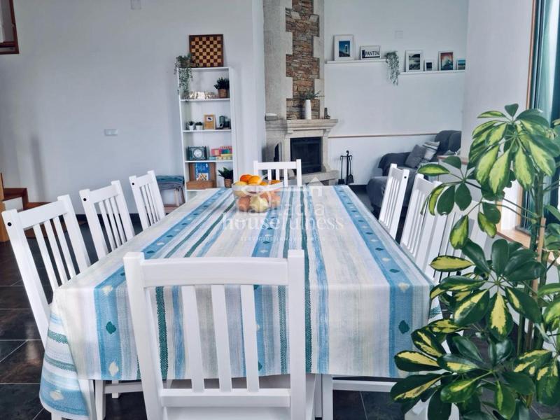 Foto 19851d08-aa12-4118-bce7-d647bb61d78a. Chalet con riscaldamento parcheggio piscina in Valdoviño