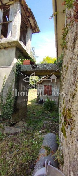 Foto 58735fda-eafb-4363-96f7-e8786ced2c60. Casa amb calefacció aparcament a Moeche