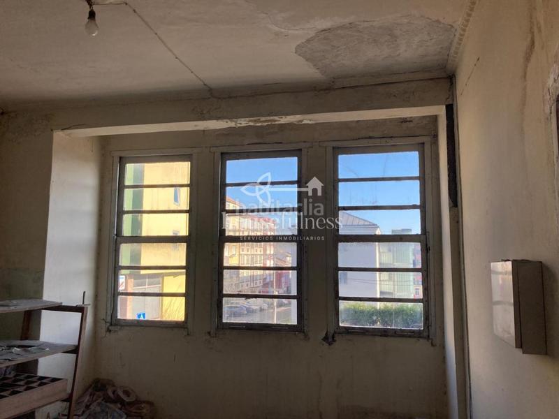 Foto 2cbef141-f161-4239-aa5a-2bf2738ead0e. Casa amb aparcament a A Malata - Catabois - Ciudad Jardín Ferrol