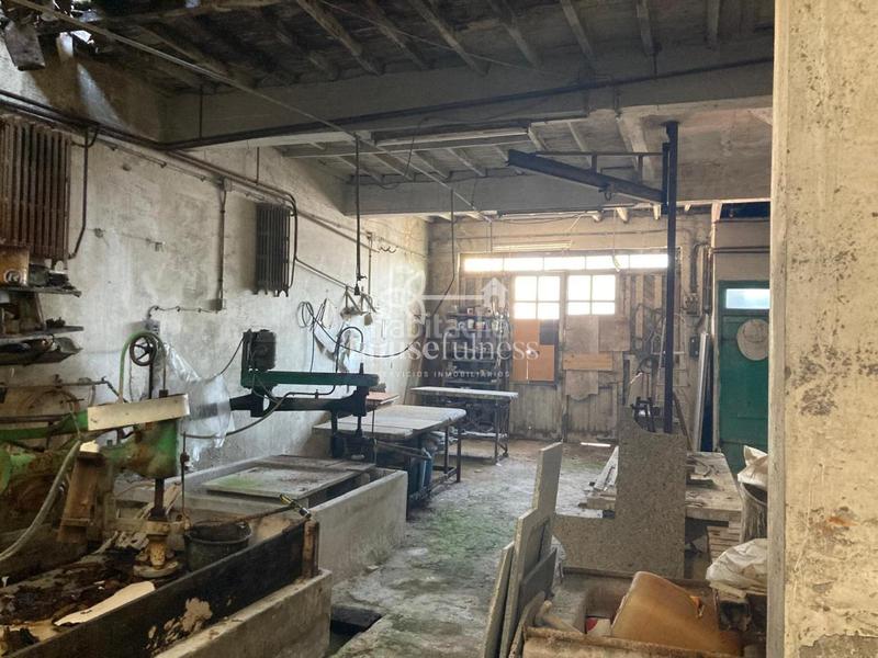 Foto 2d6299ef-65bc-4a01-9919-c40799376156. Casa amb aparcament a A Malata - Catabois - Ciudad Jardín Ferrol