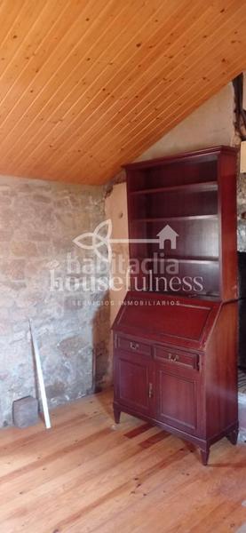 Foto a3542265-6e6c-4bd1-bf4a-5c7b4cbab98e. Masia amb aparcament a Área Rural Ferrol