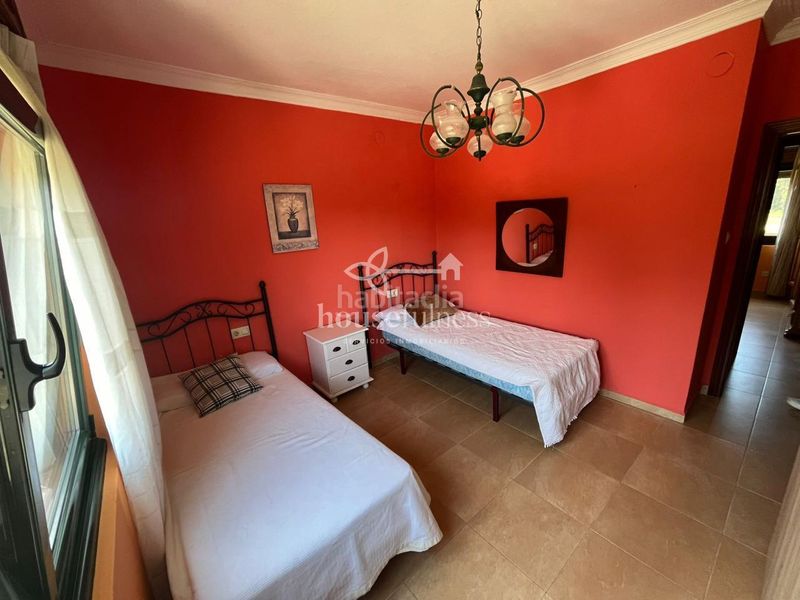 Foto 3ae3c77a-6b04-472d-8077-ade84e48e5be. Chalet en Valdoviño