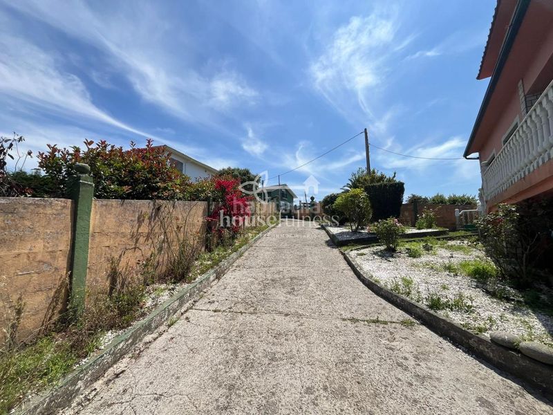 Foto ad4b5e22-6264-4a04-a09a-2e43b0b3b581. Chalet en Valdoviño