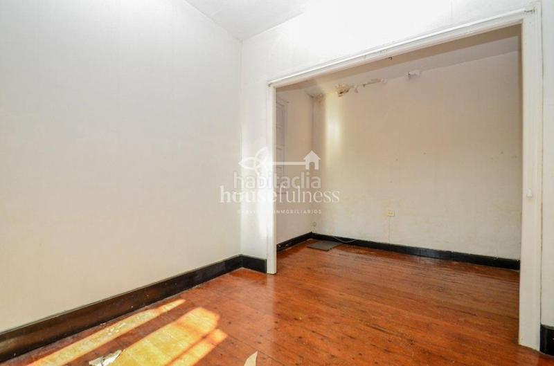 Foto 2cf6c6c8-72ca-41e5-965c-b6b67b5c00e9. Edificio in O Feal - Xubia Narón