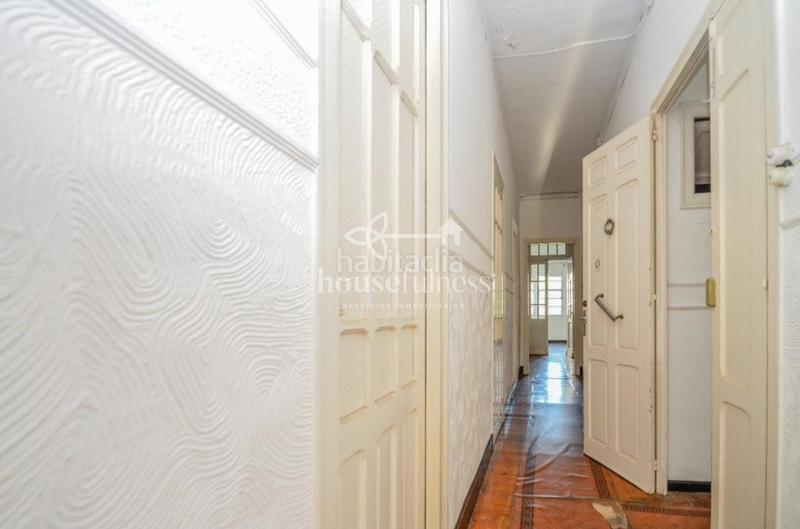 Foto 423fed59-04cf-48cb-9456-b27fa6c1a768. Edificio in O Feal - Xubia Narón