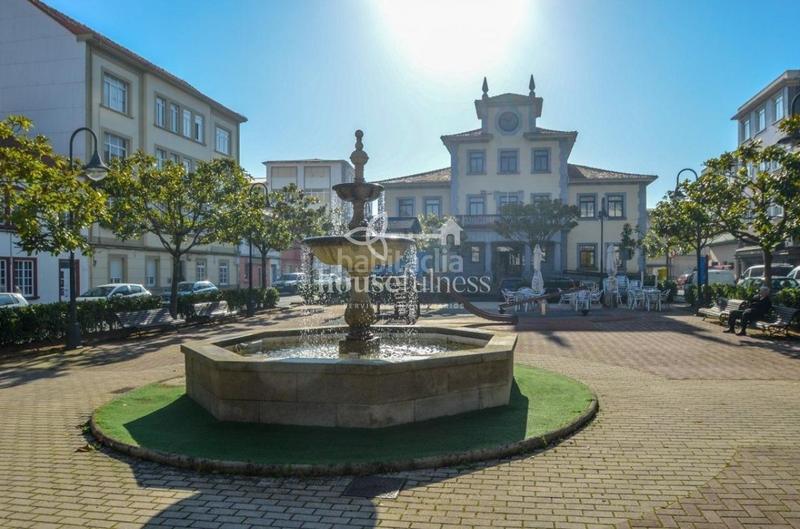Foto f0a28695-386d-4f6a-beeb-ef7f45611c28. Edificio in O Feal - Xubia Narón