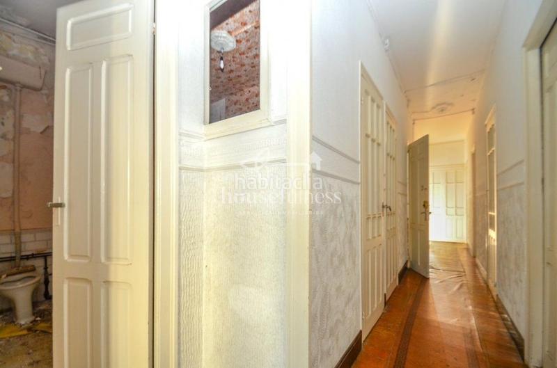 Foto f5830426-0fc5-4c66-99bf-14ac368bd80c. Edificio in O Feal - Xubia Narón