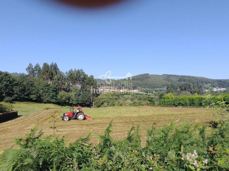 Foto fec06dc5-26c2-4987-84fe-ed9037143be9. Bauernhof mit parking in Área Rural Ferrol