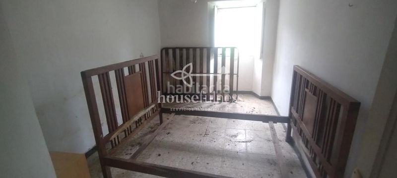 Foto 4740db99-5cb5-4250-a5ad-82571d99475e. House with parking in Ortigueira