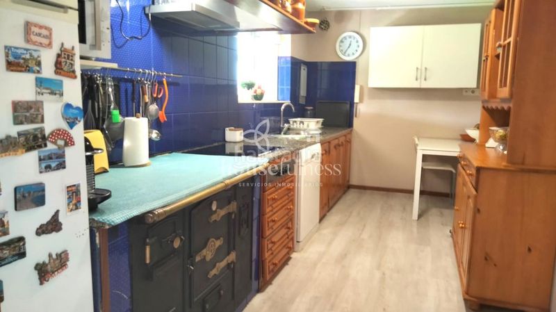Foto 3eb0c604-1846-4b25-b2f3-d5d79a034407. Chalet en Área Rural Ferrol