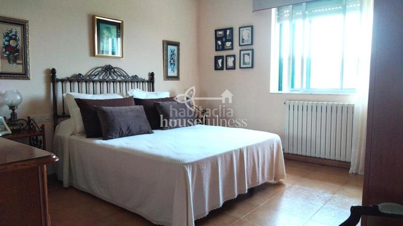 Foto 40515e63-cd38-4e68-8ae0-28fd9ea3a3f0. Chalet en Área Rural Ferrol