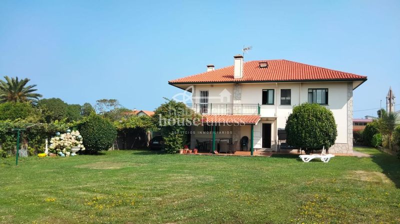 Foto dcc1f5c4-c180-48aa-a958-024a4e7c0b9a. Chalet en Área Rural Ferrol
