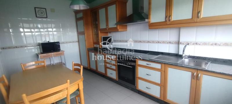 Foto cd385e13-c604-43c6-81c4-529e2a1fd189. Etagenwohnung mit heizung in Alto del Castaño Narón