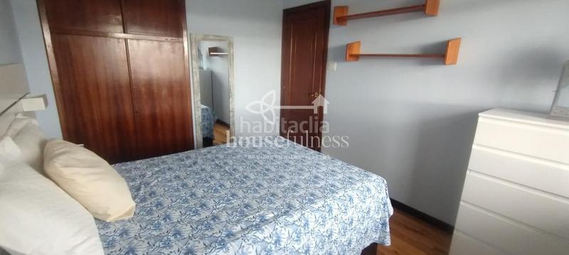 Foto d98e02e0-e07b-49d5-a399-e54e6bec0c24. Piso en Alto del Castaño Narón