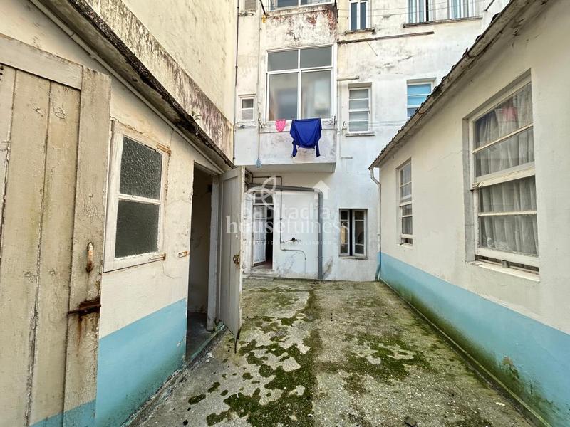 Foto b086a1e6-35b9-4516-85d5-1237a212ce86. Local comercial en Porta Nova Ferrol