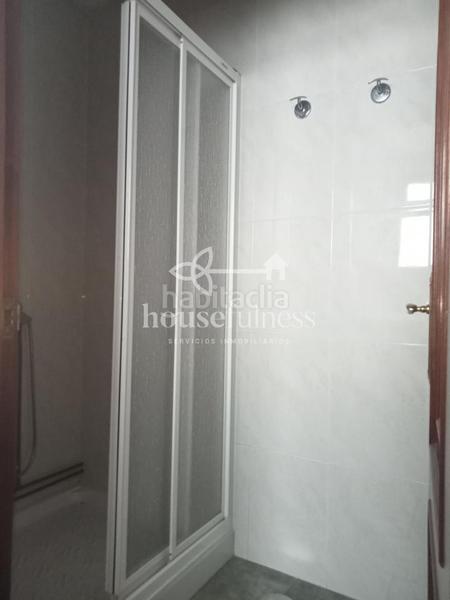 Foto ffe18f10-3f21-4569-a23e-29733522288e. Business premise in Alto del Castaño Narón