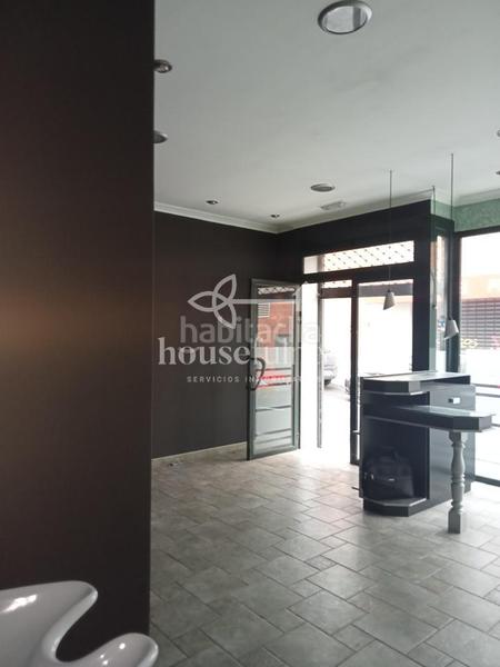 Foto 9acce5c4-fd8d-4a0c-806b-f7afd824e3b2. Local comercial en Alto del Castaño Narón
