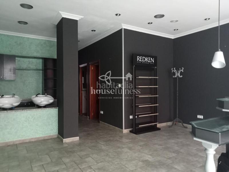 Foto a085d663-ecc1-418b-9555-3fdbe836254a. Local comercial en Alto del Castaño Narón