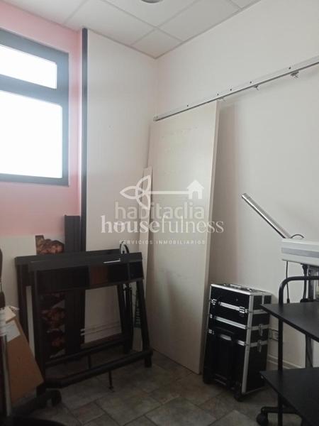 Foto bab79d29-9cdb-4fac-9839-cd904624356d. Local commercial dans Alto del Castaño Narón