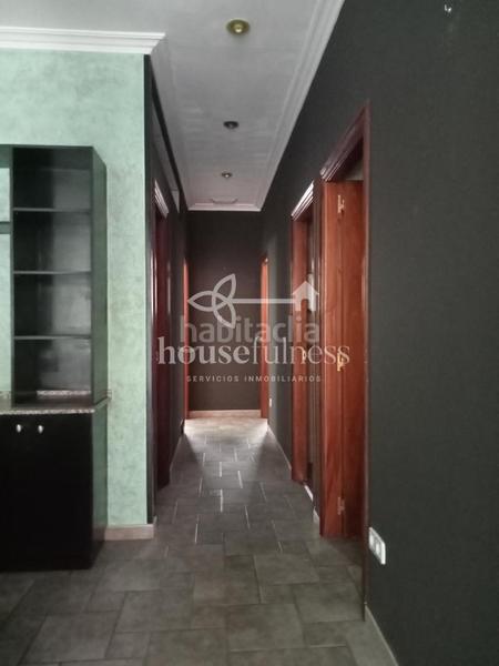 Foto 13d1398f-cd26-4742-bce6-d5f51a09d25e. Locale commerciale in Alto del Castaño Narón