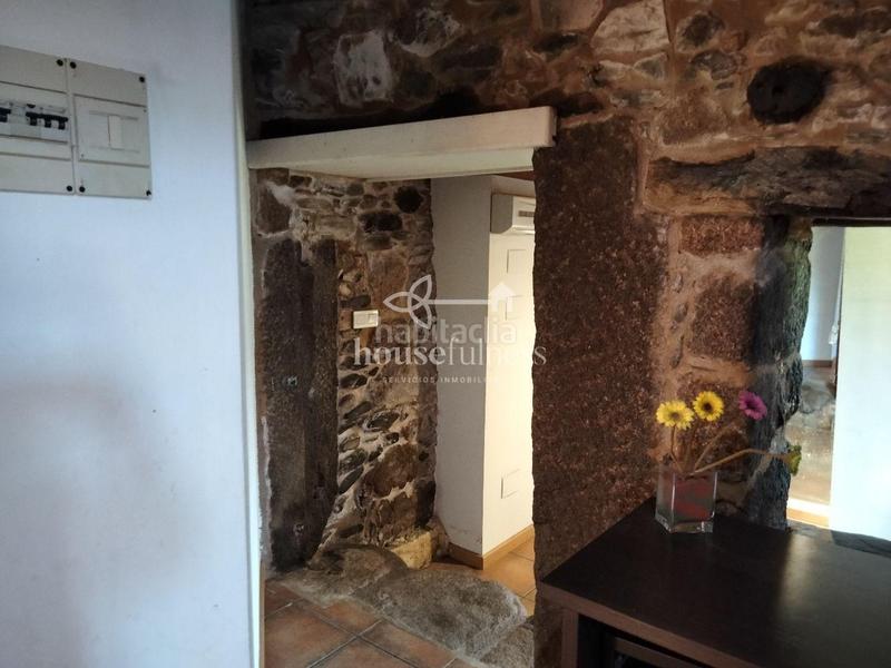 Foto f4a5f81d-d656-4d5a-814c-31f315796247. Casale con riscaldamento in A Malata - Catabois - Ciudad Jardín Ferrol