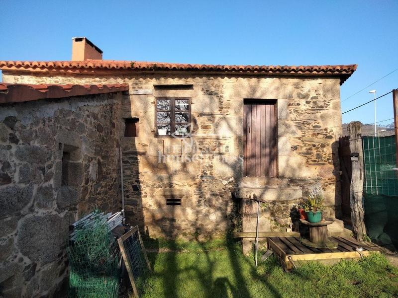 Foto f4861f24-ef05-49ff-b2a2-bc83cc7fc5e3. Masia amb calefacció a A Malata - Catabois - Ciudad Jardín Ferrol