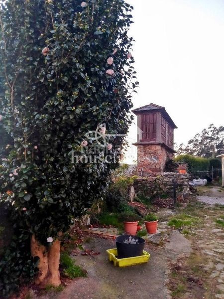 Foto 2ab20e1f-d5e0-4c3b-a719-d84c6516cdd4. Casa amb calefacció aparcament a Cedeira