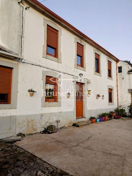 Foto 6d4b8dca-fee2-4949-97fa-e7dbe07913bb. Casa amb calefacció aparcament a Cedeira