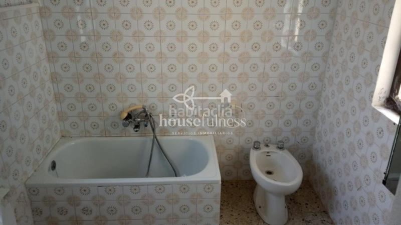 Foto 5378de34-053e-431d-9292-a94644d358d9. House with heating parking in Moeche