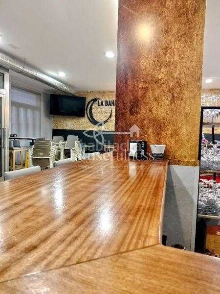 Foto 6c567bea-c874-4716-abff-74c9c5eb8b6b. Local comercial en A Malata - Catabois - Ciudad Jardín Ferrol