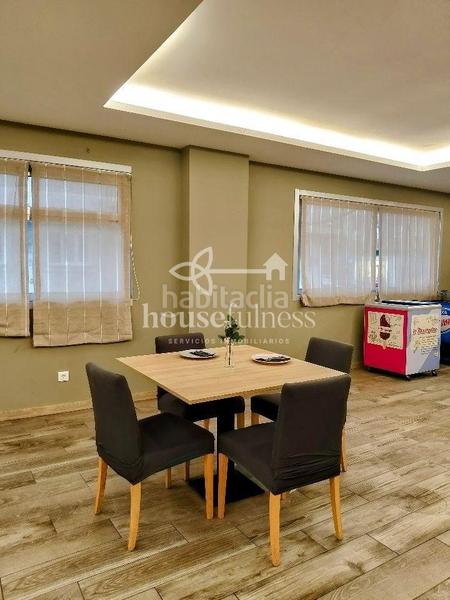 Foto 717b7f72-9e27-43b8-b440-cfa3f95c8442. Locale commerciale in A Malata - Catabois - Ciudad Jardín Ferrol