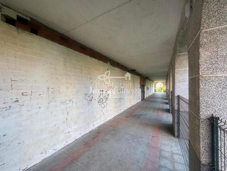 Foto a4821770-a6c2-4bcc-b7f2-331c18ceca4a. Business premise in A Gándara Narón