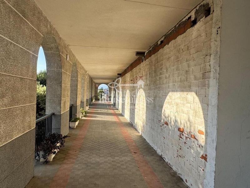 Foto cfca8ecf-c042-4e14-aee2-d434546138a0. Business premise in A Gándara Narón