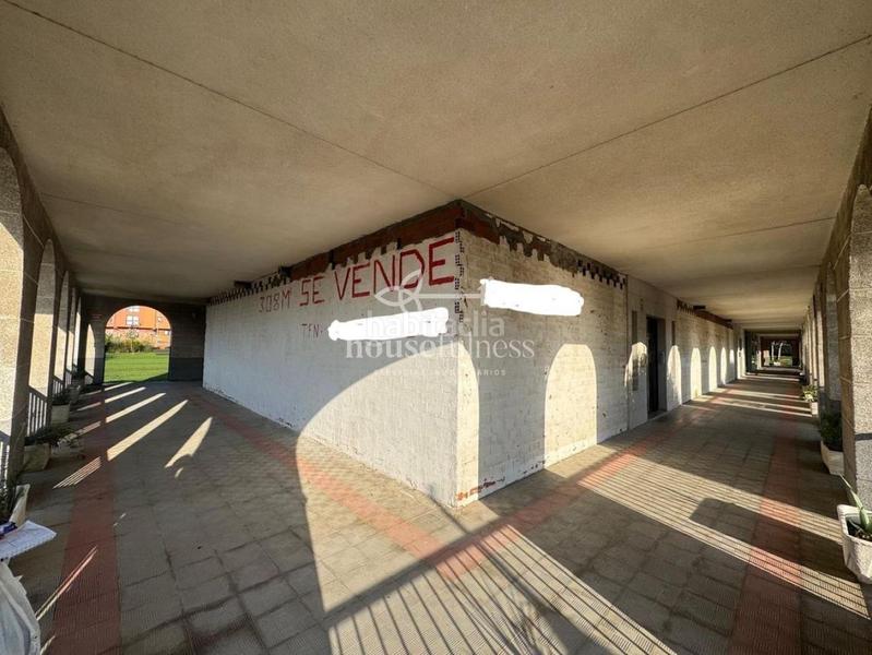 Foto aa779a4a-63bf-469c-986d-8a47d76fd696. Local comercial a A Gándara Narón