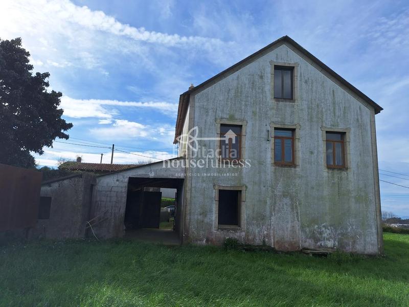 Foto 31a9ff6f-bd1d-403a-8f7b-9191425c2e0c. Casa con parcheggio in Fene