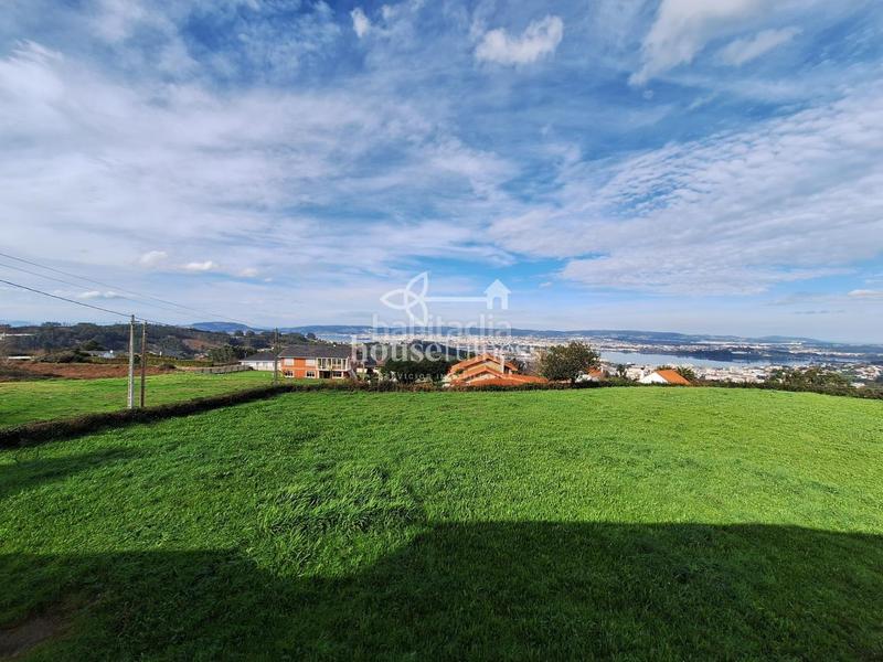 Foto 04d21cc2-2340-46a6-aa5c-0de0c2c37844. House with parking in Fene