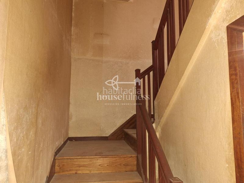 Foto 1fcd6d6a-0513-4e6c-885f-c01a9983da73. House with parking in Fene