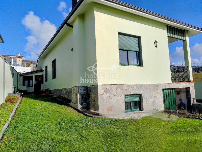 Foto 5a4d48a3-651f-482f-8d0d-989b27cb013b. Chalet mit heizung parking in Valdoviño