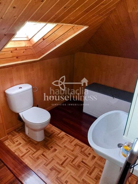 Foto a7e3c461-03b2-4441-bf56-586fddea3752. Chalet mit heizung parking in Valdoviño