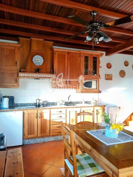 Foto bc110a35-15d2-4b82-b911-ca66d967ff16. Chalet mit heizung parking in Valdoviño