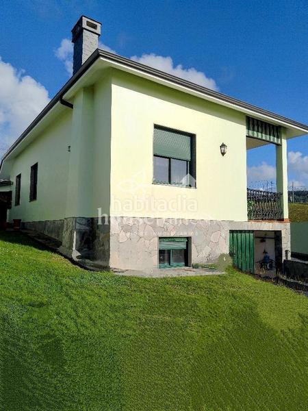 Foto be5b79c3-58be-482f-86d6-7709fe2ec643. Chalet mit heizung parking in Valdoviño