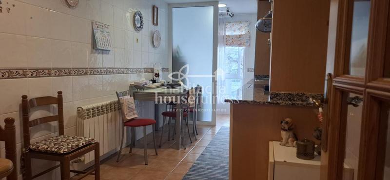 Foto 89b39df4-1c0d-4915-9a3e-5359b4cabe2a. Appartamento con riscaldamento parcheggio in Canido Ferrol