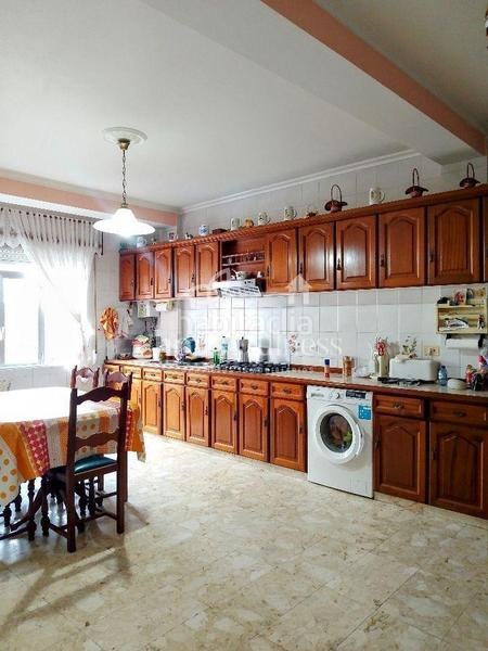 Foto 70172747-0f23-4c7c-84c3-23f15d4c5c92. Pis amb calefacció aparcament a Cariño