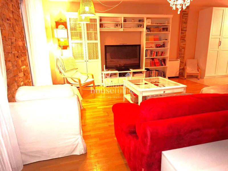 Foto 05d6c8a8-39fa-4329-9966-1c921931372c. Duplex with heating parking in Fene