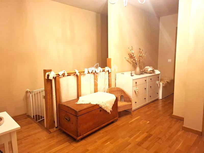 Foto e4726b97-ef2b-4f10-868e-33957e828528. Duplex with heating parking in Fene