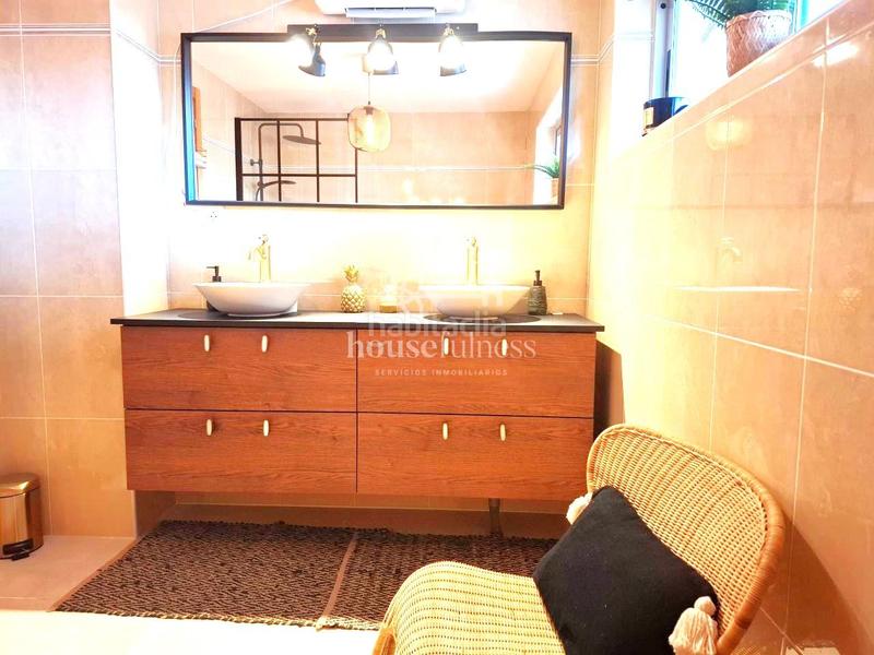 Foto e84911c7-34b5-4a29-a78f-04f309b2a2d2. Duplex with heating parking in Fene