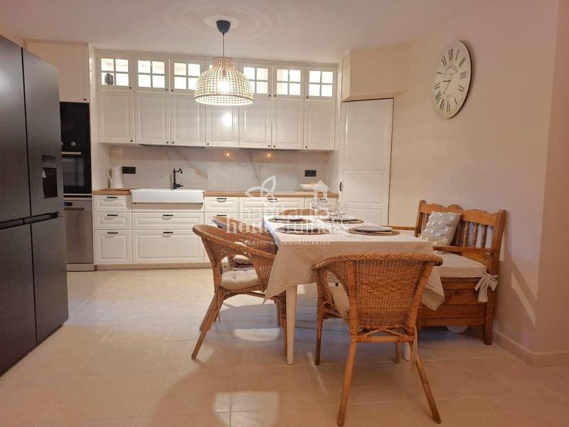 Foto 29ba180a-444c-42ba-b01d-e469ac82b274. Duplex avec chauffage parking dans Fene