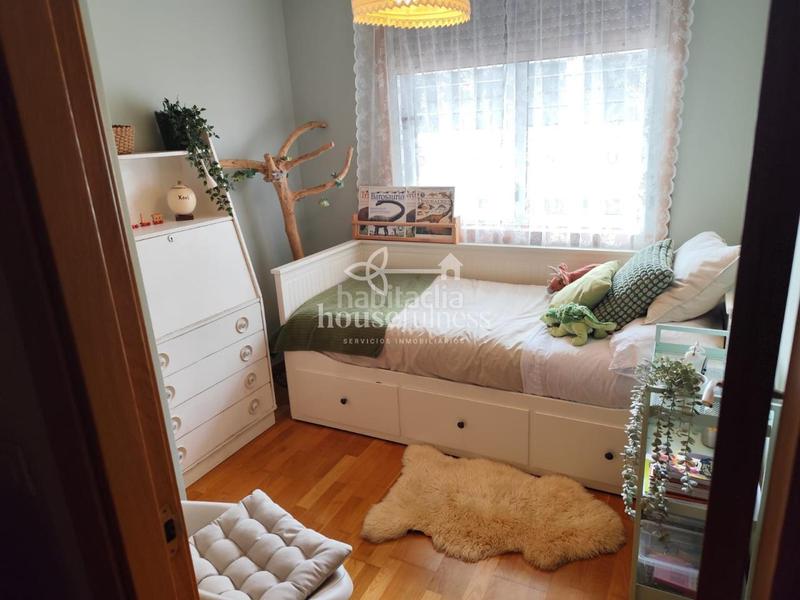 Foto 808ea7e5-ba15-4ada-82f4-c104f39ac8b8. Duplex avec chauffage parking dans Fene