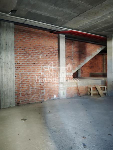 Foto de0a9cc6-31c2-4180-a978-edd9655a63cc. Business premise in A Malata - Catabois - Ciudad Jardín Ferrol